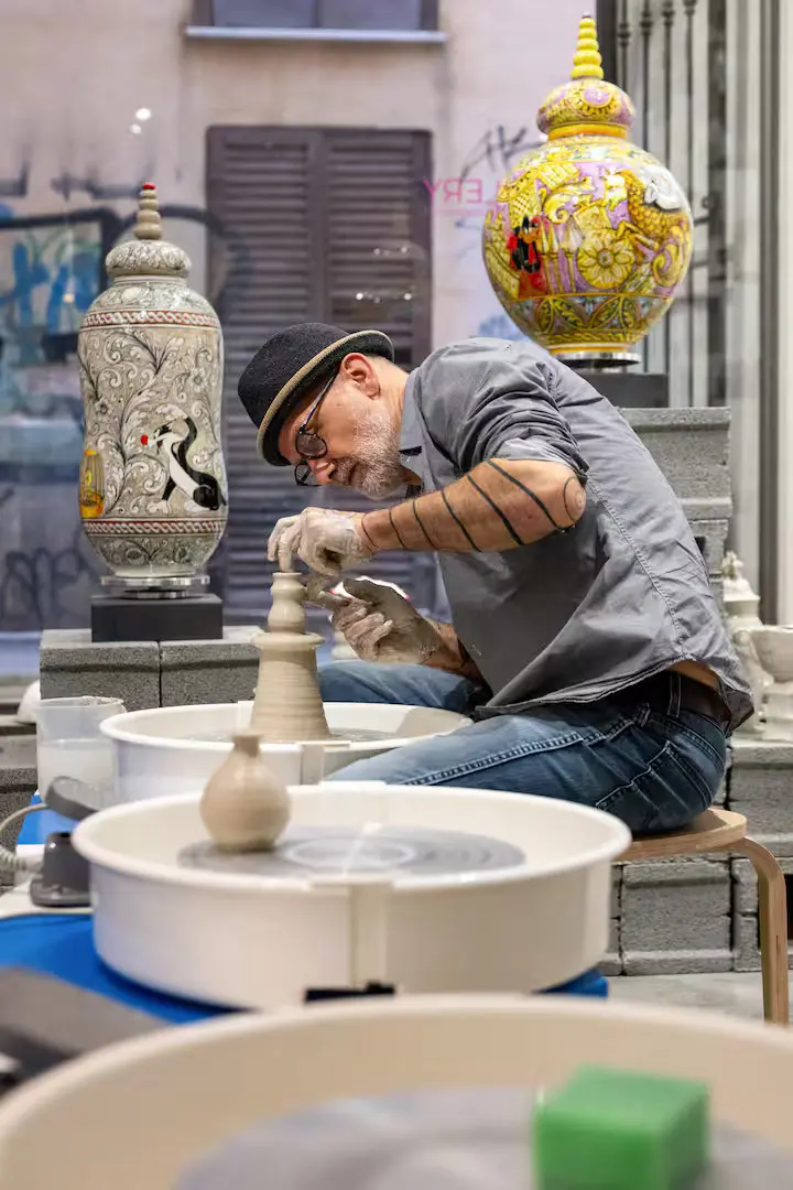 9ebf217e 7b95 44c3 99b5 Ce71ebe